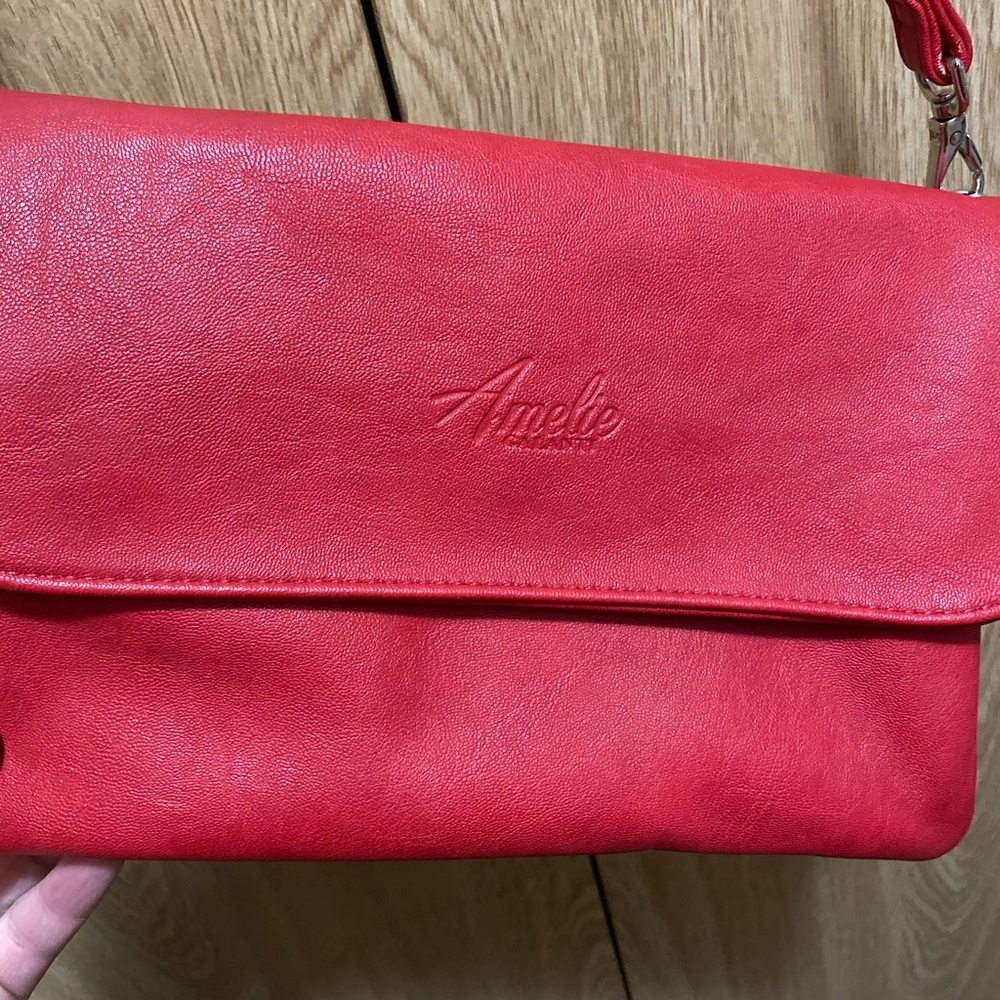 Red purse, lightly used - Picture 2 of 3